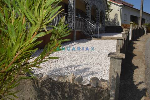 ANG863 - Moradia T3 para Venda em Figueiró dos Vinhos, Leiria