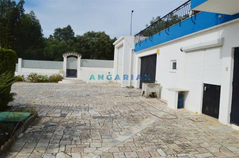 ANG900 - Moradia T3 + T2 + T1 para Venda no Entroncamento