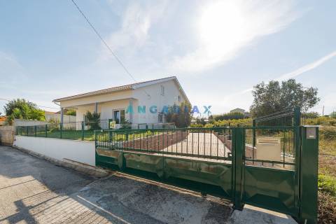 ANG906 - Moradia T3 para Venda em Soure