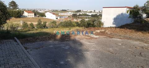 ANG928 - Terreno de 549 m2 para Venda em Parceiros, Leiria