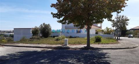 ANG928 - Terreno de 549 m2 para Venda em Parceiros, Leiria