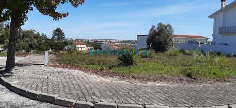 ANG928 - Terreno de 549 m2 para Venda em Parceiros, Leiria