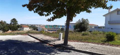 ANG928 - Terreno de 549 m2 para Venda em Parceiros, Leiria