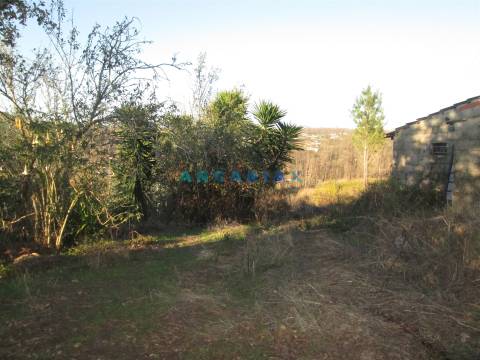 ANG930 - Terreno para Venda em Valongo, Colmeias