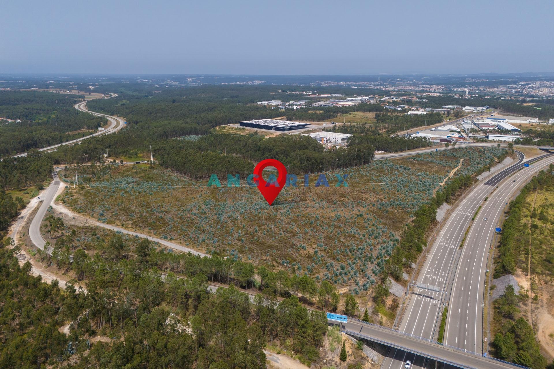 ANG390 - Terreno Industrial para Venda na Barosa, Leiria