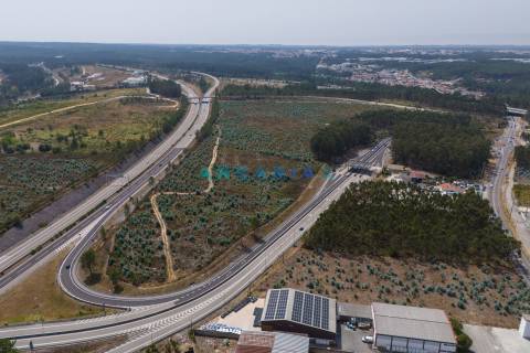 ANG390 - Terreno Industrial para Venda na Barosa, Leiria