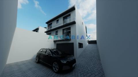 ANG985 -  Moradia T3+1 para Venda, na Nazaré