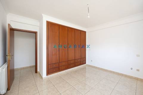 ANG987 - Prédio para Venda em Pedreiras, Porto de Mós, Leiria