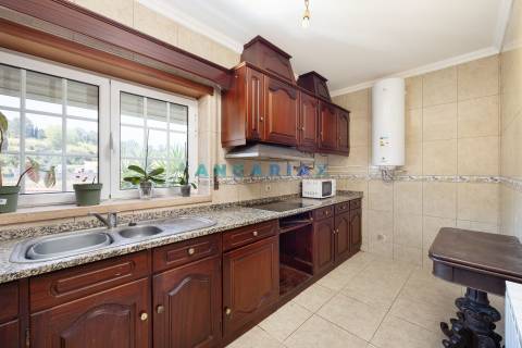 ANG987 - Prédio para Venda em Pedreiras, Porto de Mós, Leiria