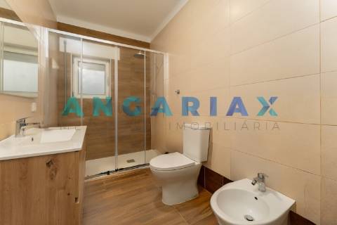 ANG1065 - Apartamento T2 para Venda na Batalha