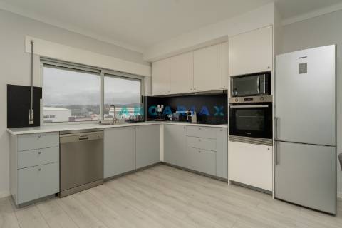 ANG1065 - Apartamento T2 para Venda na Batalha