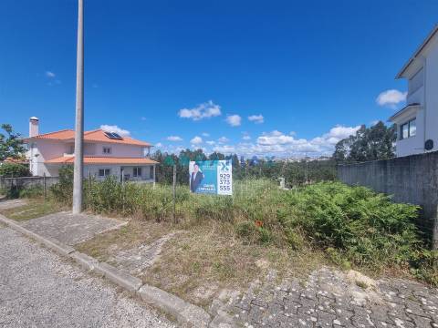 ANG1085 – Lote de 550m2 para Venda em Casal de Matos, Leiria