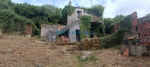 ANG1094 - Moradia T2 para Venda em Maiorga, Alcobaça