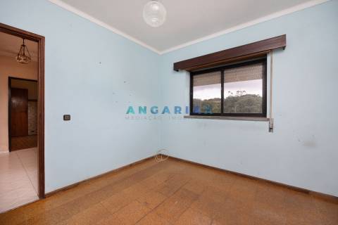 ANG1104 - Moradia T2+2 para Venda em Serro Ventoso, Porto de Mós