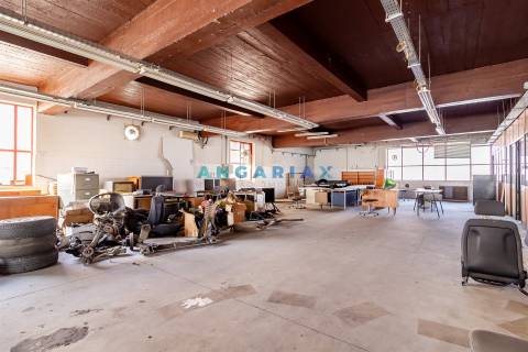 ANG1206 - Armazém para Venda em Batalha, Leiria