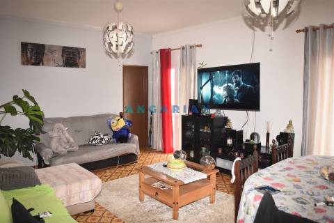 ANG1236 - Moradia T3 para Venda em Bairradas, Figueiró dos vinhos