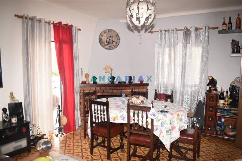 ANG1236 - Moradia T3 para Venda em Bairradas, Figueiró dos vinhos