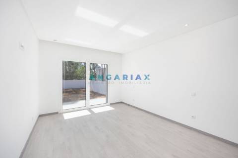 ANG1293 - Moradia T3 para Venda em Leiria