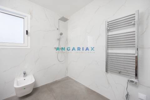 ANG1293 - Moradia T3 para Venda em Leiria