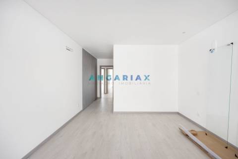 ANG1293 - Moradia T3 para Venda em Leiria