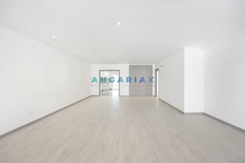ANG1293 - Moradia T3 para Venda em Leiria