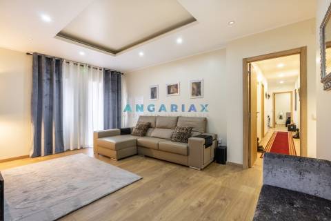 ANG1328 - Moradia T4 para Venda em Porto de Mós