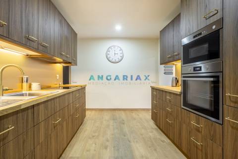 ANG1328 - Moradia T4 para Venda em Porto de Mós