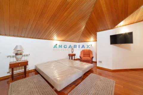 ANG1055 - Moradia T9 para Venda em Pedrógão Grande