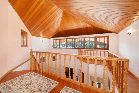 ANG1055 - Moradia T9 para Venda em Pedrógão Grande