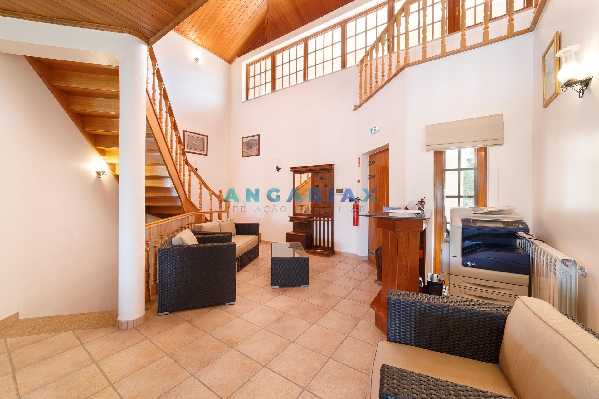 ANG1055 - Moradia T9 para Venda em Pedrógão Grande