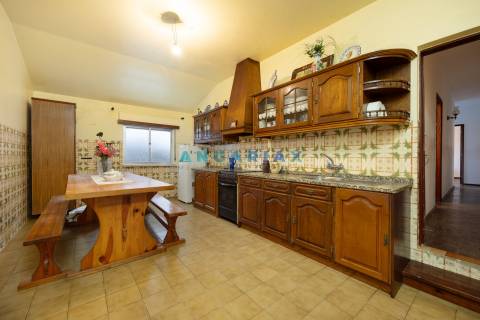 ANG1332 - Moradia T3 para Venda em Amor, Leiria