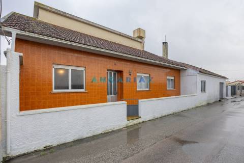 ANG1332 - Moradia T3 para Venda em Amor, Leiria