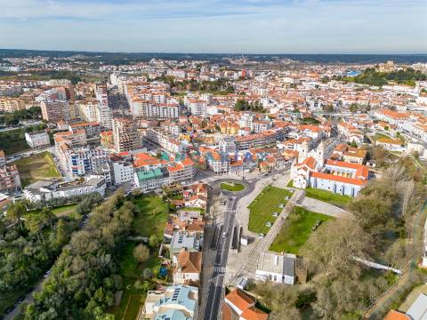 ANG1347 - Prédio para Venda em Leiria