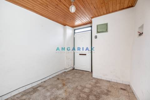 ANG1355 - Moradia T2 para Venda em Porto de Mós