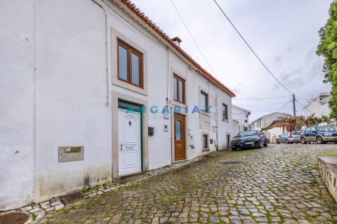 ANG1355 - Moradia T2 para Venda em Porto de Mós