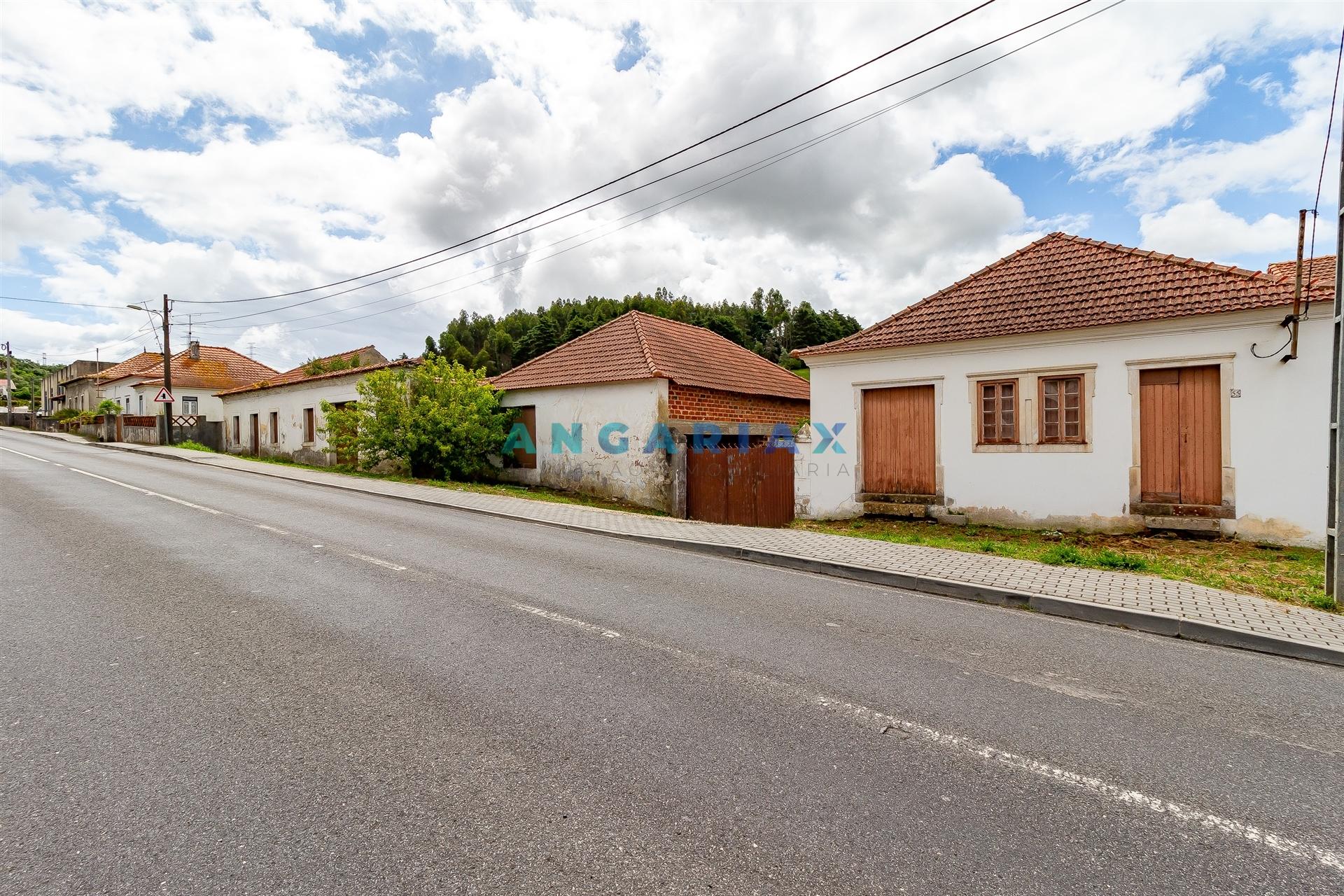 ANG1408 - Herdade T5 para Venda na Batalha