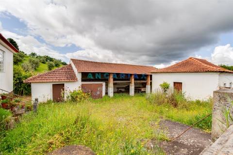 ANG1408 - Herdade T5 para Venda na Batalha