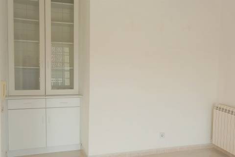 ANG1424 - Moradia T2 para Venda em Reguengo do Fetal, Batalha