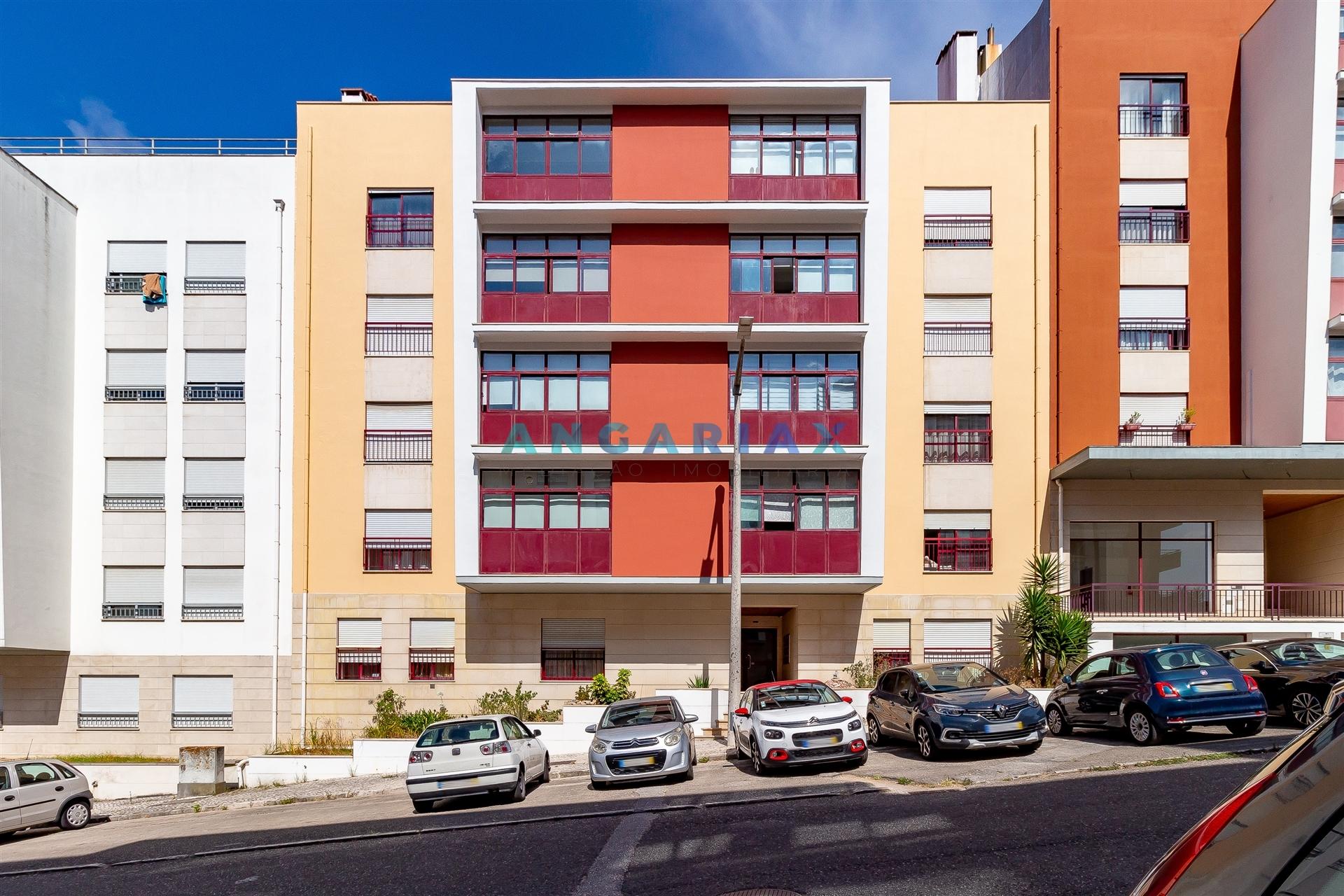 ANG1432 - Apartamento T3 Duplex para Venda em Leiria