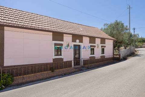 ANG1435 - Moradia T3 para Venda em Arrimal, Porto de Mós