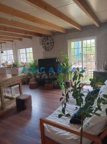 ANG1436 - Moradia T2 + T1 para Venda em Mendiga, Porto de Mós