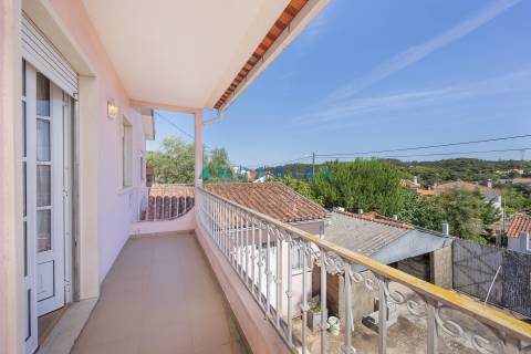 ANG1438 - Moradia T4 para Venda em Leiria