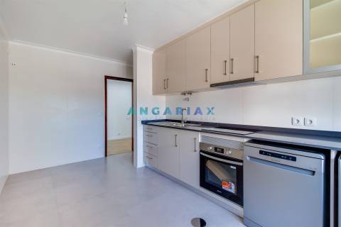 ANG1448 - Apartamento T3 para Venda em Buarcos, Figueira da Foz