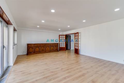 ANG1448 - Apartamento T3 para Venda em Buarcos, Figueira da Foz