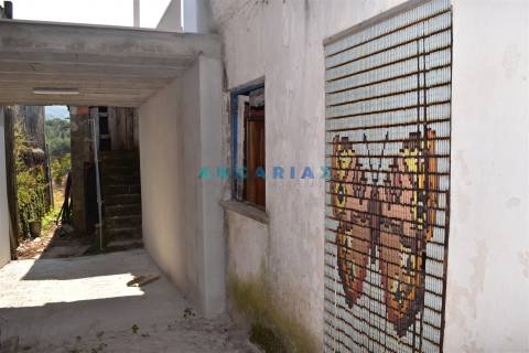 ANG1451 - Moradias T3 e T2 para Venda em Figueiró dos Vinhos