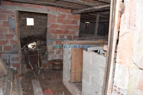 ANG1451 - Moradias T3 e T2 para Venda em Figueiró dos Vinhos