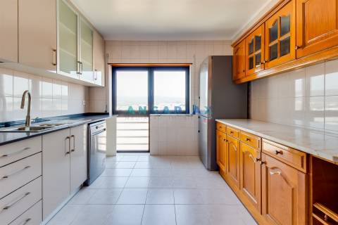 ANG1454 - Apartamento T3 para Venda em Figueira da Foz