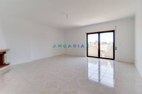 ANG1454 - Apartamento T3 para Venda em Figueira da Foz