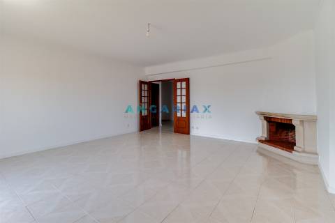 ANG1454 - Apartamento T3 para Venda em Figueira da Foz