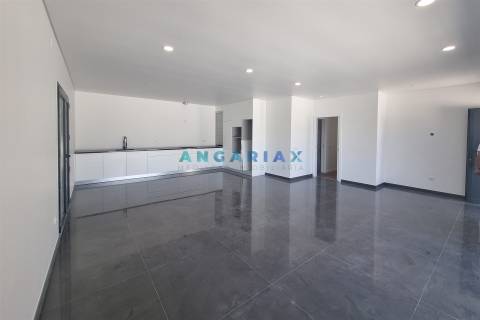 ANG1456 - Moradia T3 para Venda em Ourém